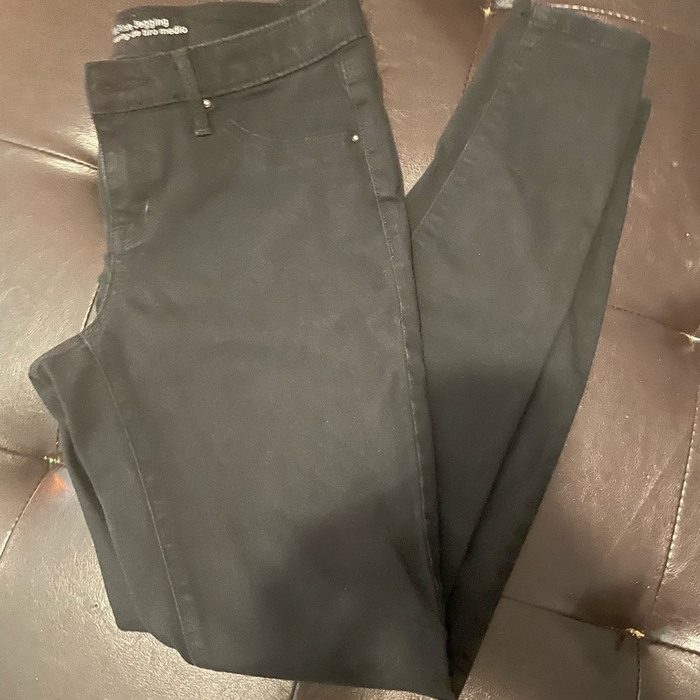 Black Mossimo Jegging size 6R